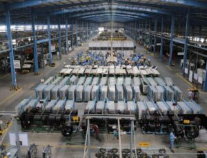 Dünya devi lastik markasının fabrikasında bıçaklı saldırı: 15 yaralı