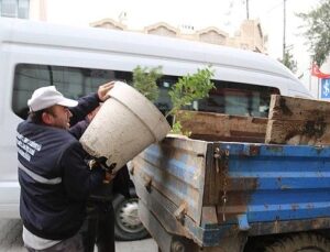 Edremit’te kaldırım işgalleri sona eriyor