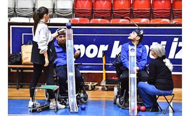 Engelli dostu kent: İzmir