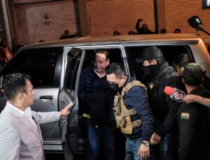 Eski Bolivya Devlet Başkanı Arce, “yolsuzluk” soruşturmasında tutuklandı