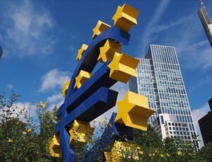 Euro Bölgesi’nde enflasyon kasımda geriledi