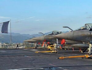 France to build new nuclear carrier replacing flagship Charles de Gaulle