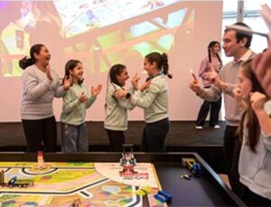 Geleceğin mühendis kızları, yaratıcılığı teknolojiyle buluşturdu