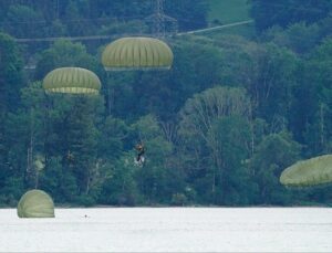 German paratrooper unit probed over alleged abuse, antisemitism and violence