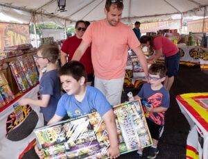 Going out with a bang? Dutch shoppers snap up fireworks before nationwide ban