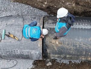 Halıdere’de Altyapı Çalışmaları Tüm Süratiyle Devam Ediyor