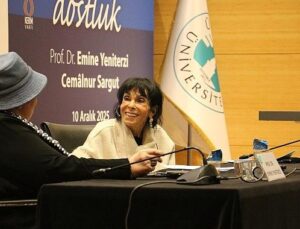 Hz. Mevlâna’nın 752. Vuslat Yıldönümü Şeb-i Arûs “Dostluk” Söyleşisi Üsküdar Üniversitesi’nde gerçekleştirildi!