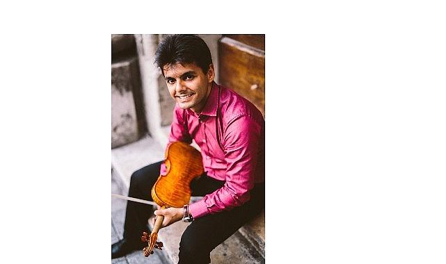 İstanbul Devlet Senfoni Orkestrası aralık ayının birinci konserinde keman virtüözü Robert Lakatos’u ağırlıyor