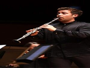 İzmir Oda Orkestrası dünyaca ünlü klarnetçi Barragán ile sahne aldı