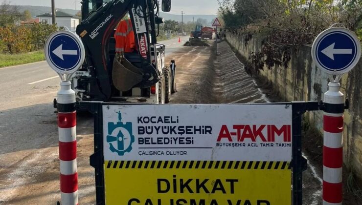 Kandıra’da Yağmur Suyu Kanalları Temizlendi