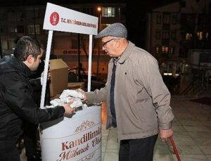 Keçiören’de Regaip Kandili Rahmeti Paylaşmayla Yaşandı