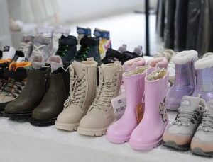 Konak’ta yürekleri ısıtan dayanışma: Giysi Market kış dönemine hazır