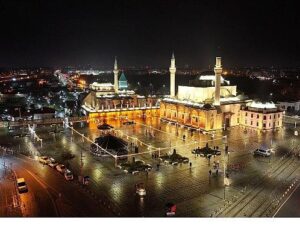 Konya Büyükşehir’in Şeb-i Arus Haftasına Özel Aydınlatmaları Kenti Renklendirdi