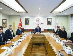 Lider Altay Bakanlarla Konya Projelerini Görüştü