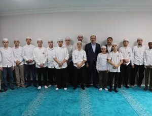 Lider Altay Yılın Son Gününde Hafızlık Öğrencileriyle Bir Ortaya Geldi