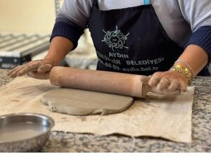 Lider Çerçioğlu: Bayanların Ömrün Her Alanında Yer Alabilmeleri İçin Çalışmalarımızı Sürdürüyoruz