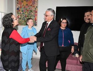 Lider Topaloğlu engelli bireylerin yeni yılını kutladı