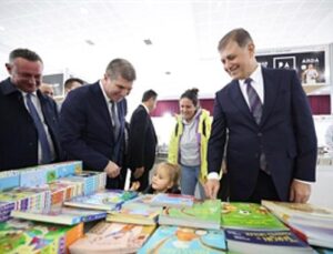 Lider Tugay 13. Burdur Kitap Fuarı’nın açılış merasimine katıldı