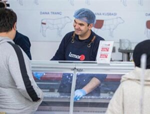 Lider Tugay, “Dara düşen herkes bilsin ki, onlar için çalışan beşerler var”