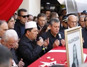 Manisa’nın ilk kadın belediye başkanı Gülşah Durbay son seyahatine uğurlanıyor