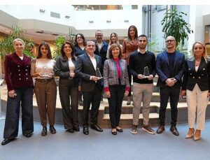 Microsoft Türkiye ile Teknolojide Bayan Derneği’nin iş birliğinde gerçekleşen “Secure The Future” eğitimini tamamlayan genç bayanlar siber güvenlik alanında uzmanlaşmaya hazır