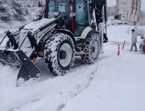 Ordu’da Büyükşehir Ekipleri Karla Mücadele için 7/24 Görev Başında