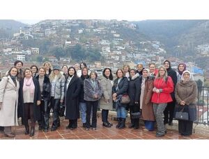 Osmangazili Bayanlar Kültür Cinsleriyle Moral Depoluyor