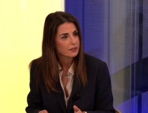 Requested documents shouldn’t ‘disappear’: EU Ombudswoman on von der Leyen’s disappearing texts