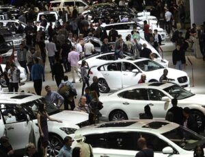 Rusya’da otomobil fabrikalarının tümü yeniden üretime başlıyor