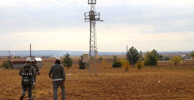 Şanlıurfa’da Kaçak Elektrik Denetimleri Sıklaştırıldı: Bir Haftada 2 bin 626 Abone Tespit Edildi 