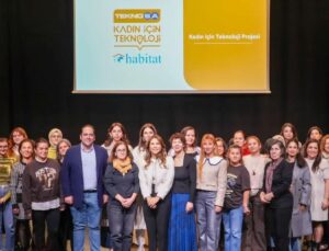 Teknosa, “Kadın için Teknoloji” Projesinde 2025 Yılında 4 Binden Fazla Kadına Dokundu