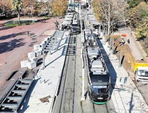 Tramvay uzatılıyor, yolcu sayısı iki katına çıkıyor