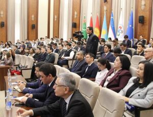 Transport, energy and raw materials drive EU-Central Asia cooperation