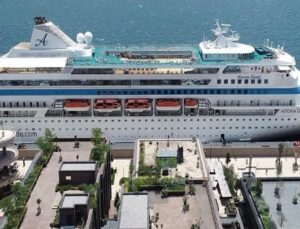 2.1 Milyon Yolcu ile Kruvaziyer Turizmi 2025’te Altın Yılını Yaşadı   