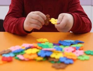 ABD’de federal çocuk bakım fonları donduruldu