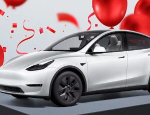 Akbank Mobil Kullanan Kazanıyor:  5 Kişi Tesla Sahibi Oluyor
