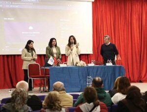 Alaçatı Ot Şenliği’nin otları yıl uzunluğu dijital tezgâhta