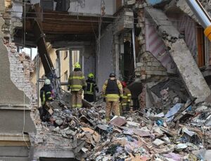 At least three killed in Russian strike on Odesa as Zelenskyy urges speedier diplomacy