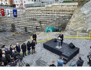 Avcılar Reşitpaşa Caddesi Taban Altı Otoparkı’nın Temeli Atıldı