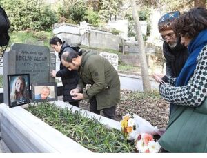 Ayla Algan Vefatının 2. Yıl Dönümünde Kabri Başında Anıldı