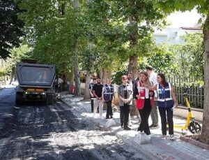 Bakırköy’ün Yolları Yenileniyor, Altyapısı Güçleniyor