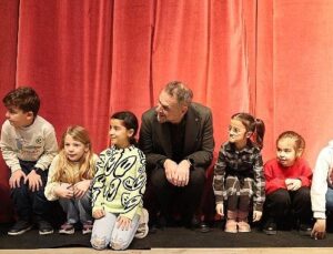 Bayrampaşa’da Karne Şenliği doludizgin devam ediyor