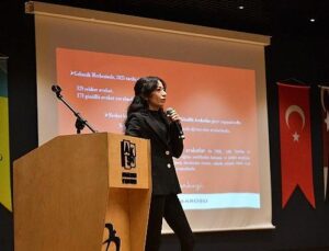 Beylikdüzü’nde “Şiddetle Çabada Mahallî İdarelerin Rolü” Ele Alındı