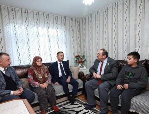 Birinci ziyaret şehit ailelerine yapıldı