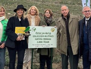 Birtakım kitaplar geleceğe yazılır