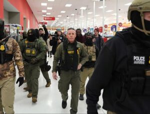 Border patrol chief and other agents to leave Minneapolis following second fatal shooting