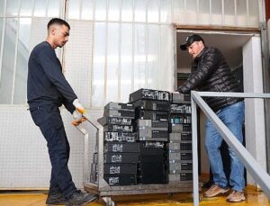 Buca’da atık elektrikli ve elektronik eşyalar geri dönüşüme kazandırılıyor