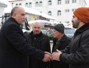 Canik’te Karla Faal Gayret: Solüsyon ve Tuzlama Çalışmaları Son Sürat