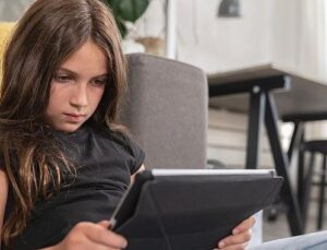 Çocuklarınızı dijital dünyada müdafaasız bırakmayın