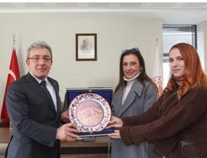 DEÜ Rektörü Prof. Dr. Bayram Yılmaz, İznik’te Arkeolojik Çalışmaları Yerinde Kıymetlendirdi